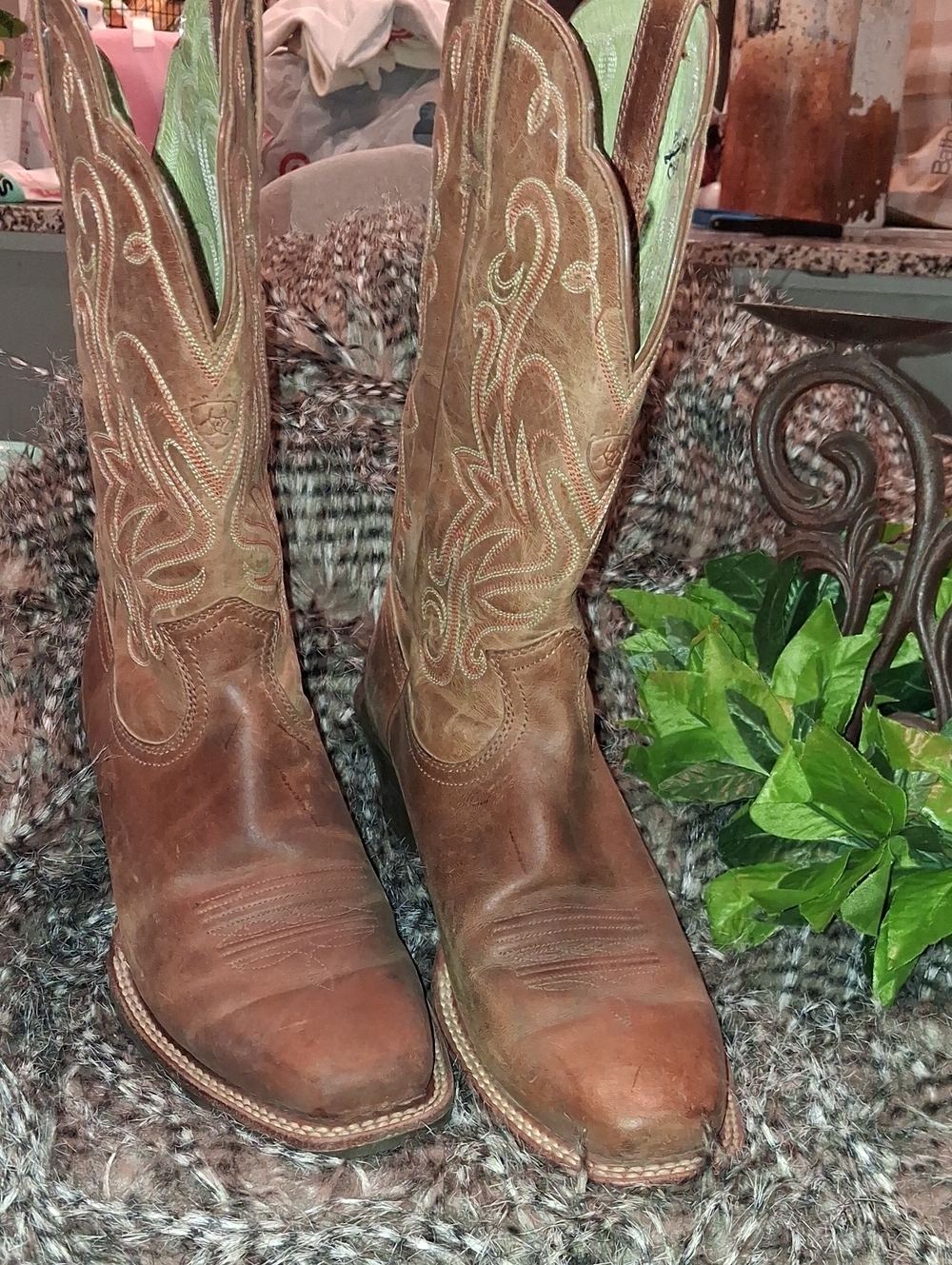 Ariat Brown Leather Western Cowgirl Heeled Boots with Embroidered Shaft